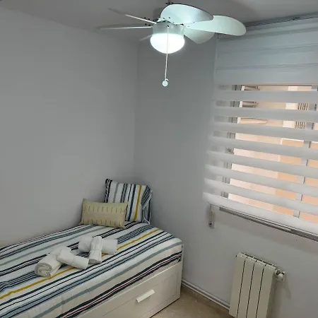 Piso En Avenida Principal 4 Apartment